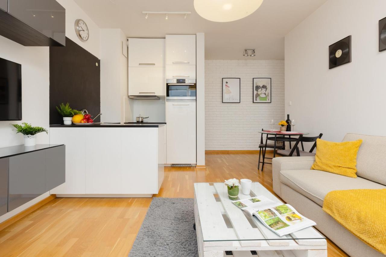 Warsaw Bemowo Modern Apartment Dywizjonu 303 By Noclegi Renters 外观 照片
